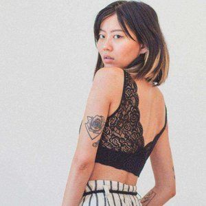 Bra Bar Soft V Lace Reversible Bralette